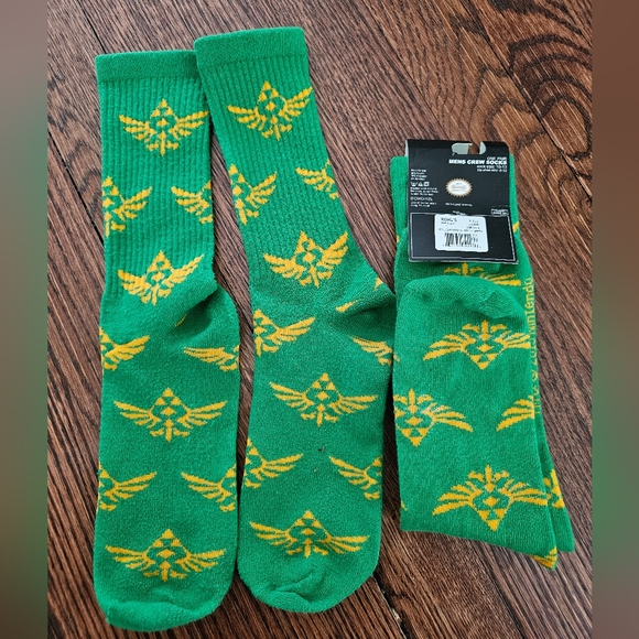 NWT/NWOT Variety Nintendo Legend of Zelda Green and Yellow Casual Socks - Picture 2 of 5